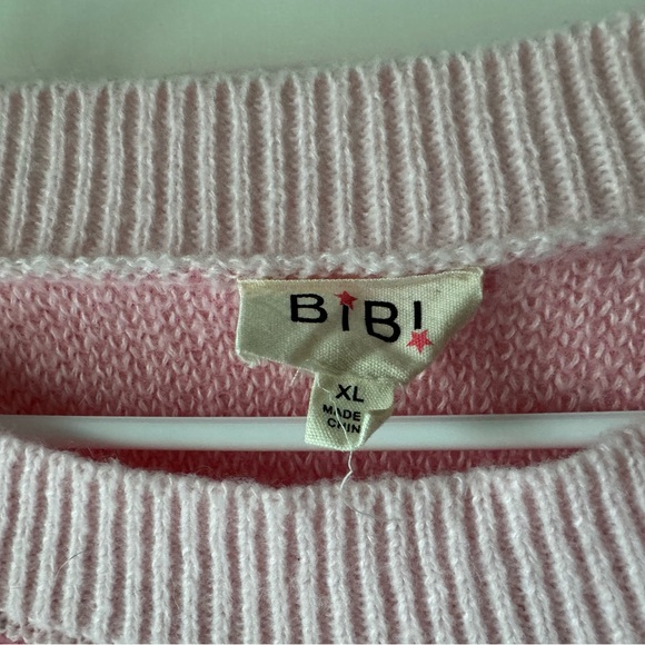 Pink Heart Pattern Sweater - Picture 2 of 5